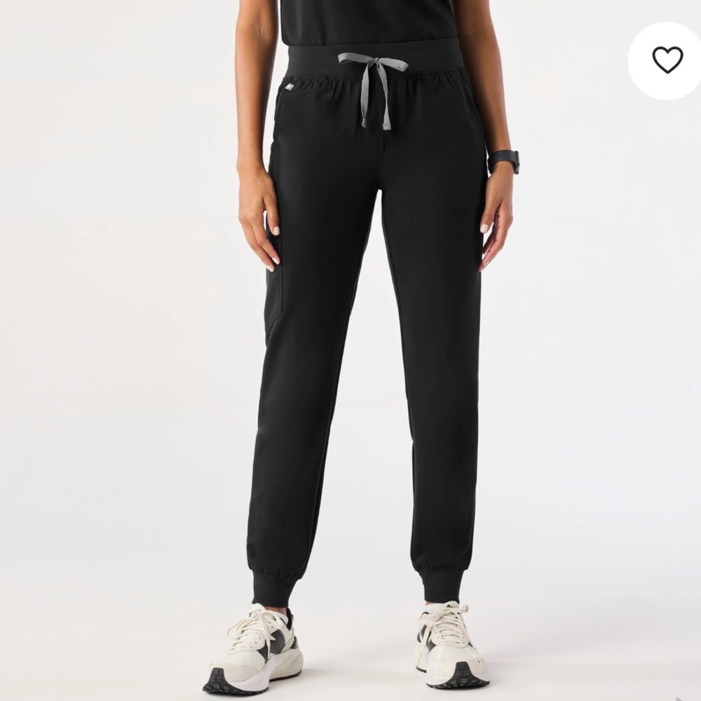 Figs Zamora Black Jogger Scrub Pants